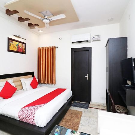 Aaradhya Residency Ξενοδοχείο Agra  Εξωτερικό φωτογραφία