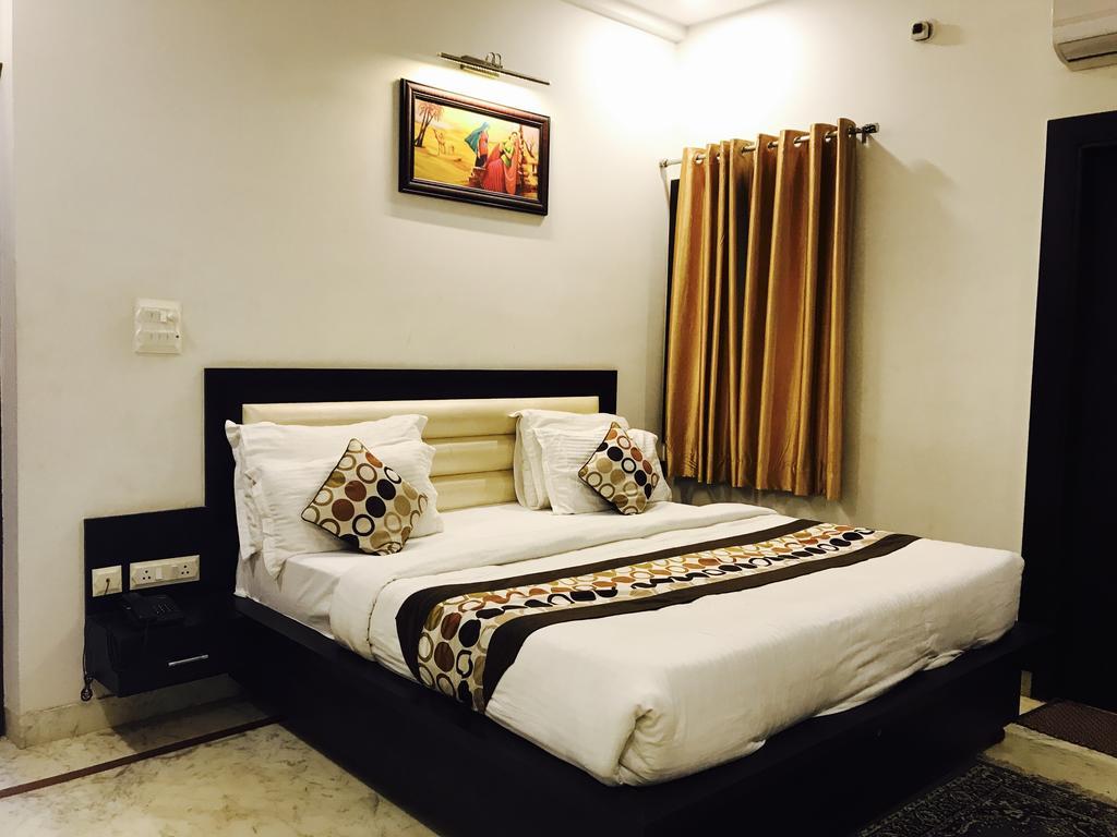 Aaradhya Residency Ξενοδοχείο Agra  Εξωτερικό φωτογραφία