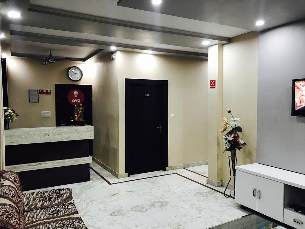 Aaradhya Residency Ξενοδοχείο Agra  Εξωτερικό φωτογραφία