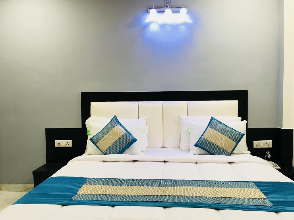 Aaradhya Residency Ξενοδοχείο Agra  Εξωτερικό φωτογραφία