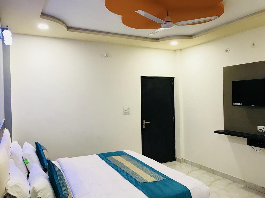 Aaradhya Residency Ξενοδοχείο Agra  Εξωτερικό φωτογραφία