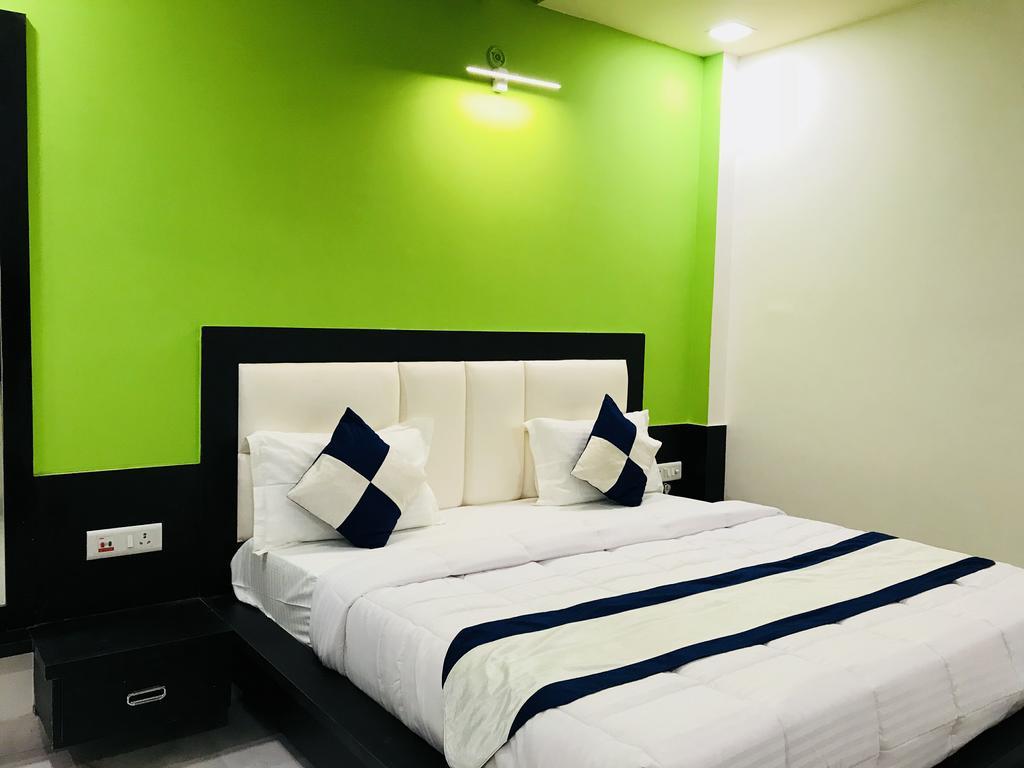 Aaradhya Residency Ξενοδοχείο Agra  Εξωτερικό φωτογραφία