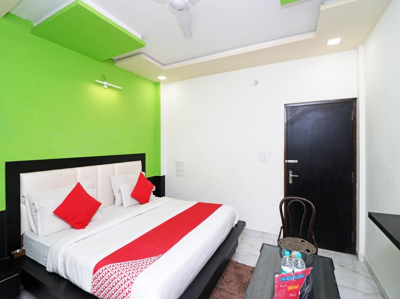 Aaradhya Residency Ξενοδοχείο Agra  Εξωτερικό φωτογραφία