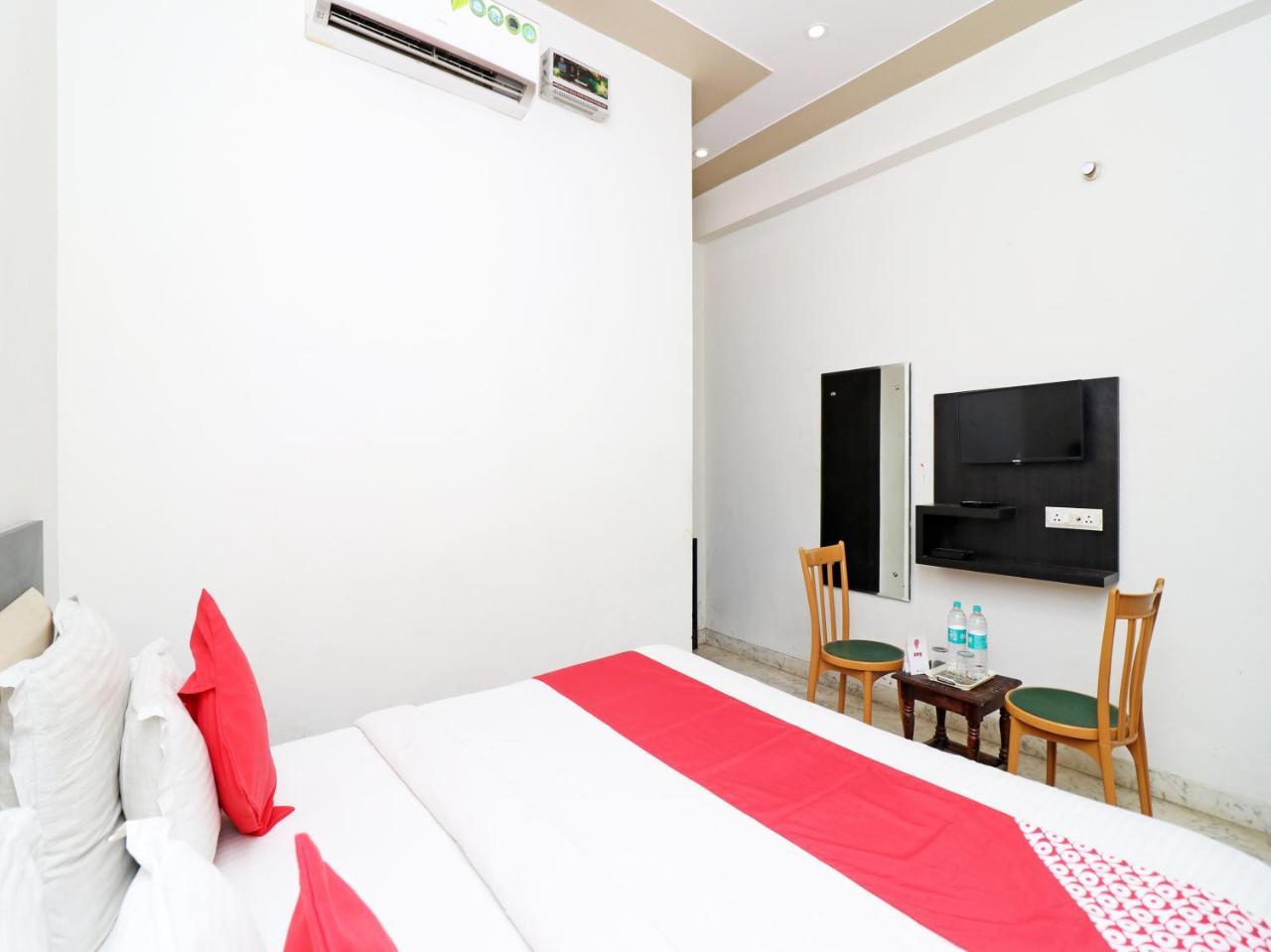 Aaradhya Residency Ξενοδοχείο Agra  Εξωτερικό φωτογραφία