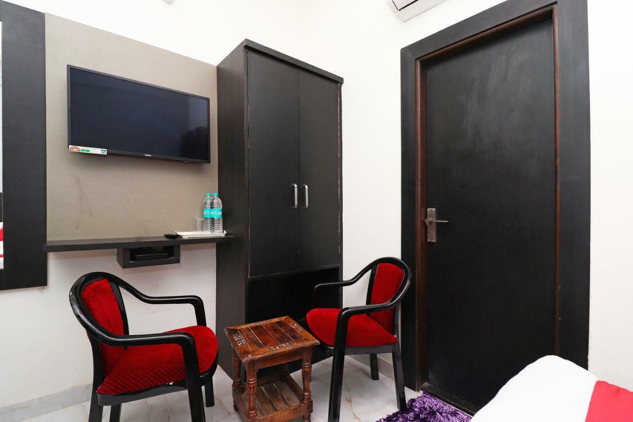 Aaradhya Residency Ξενοδοχείο Agra  Εξωτερικό φωτογραφία